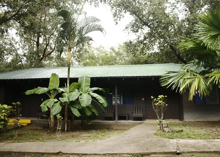 Canon De La Vieja Lodge *